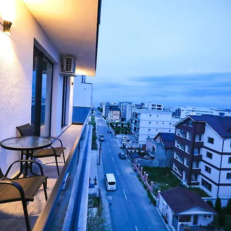 Pura Vida Mamaia Nord Apart-hotel
