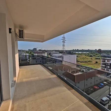 Pura Vida Mamaia Nord Apart-hotel