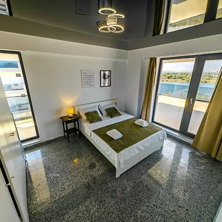 Pura Vida Mamaia Nord *